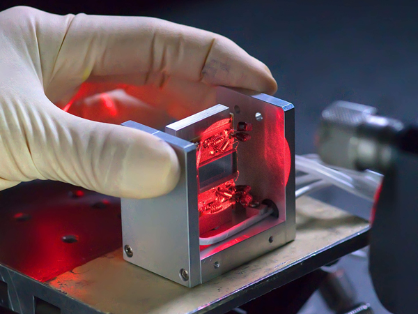 聲光 Q 開(kāi)關(guān)——用于激光器調(diào)Q的聲光調(diào)制器