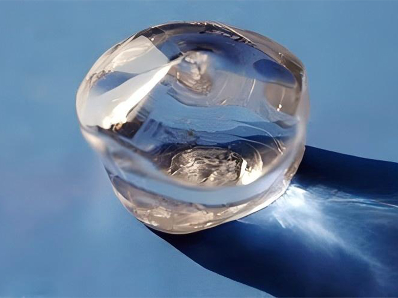 α-BBO和β-BBO：兩種晶體的光學(xué)特性差異及應(yīng)用場景解析