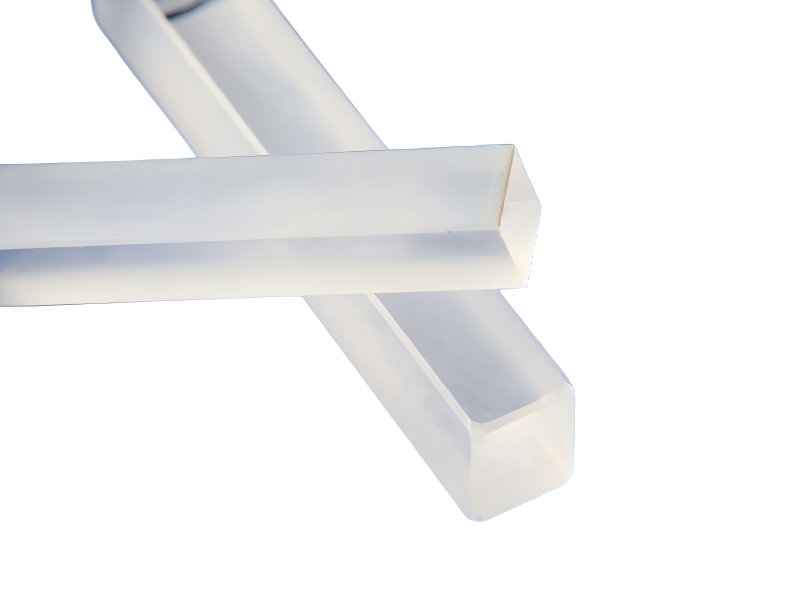 QPM準(zhǔn)相位匹配技術(shù)，非線性晶體中實(shí)現(xiàn)高效波長(zhǎng)轉(zhuǎn)換的關(guān)鍵，PPLN